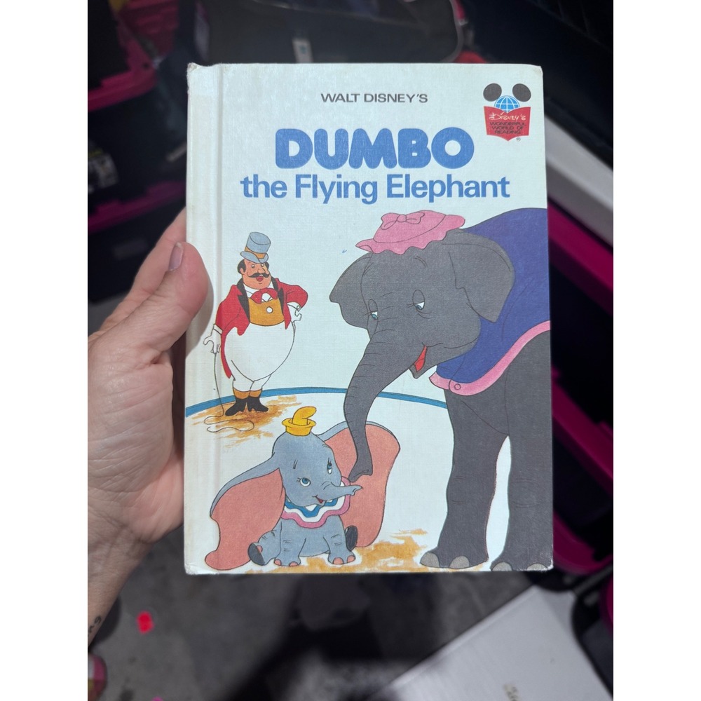 Walt Disney Dumbo the Flying Elephant Grolier Wonderful World of Reading Book